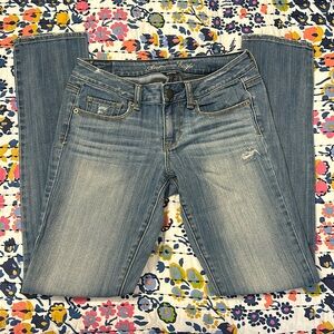American Eagle Skinny Jeans 4 NWOT 💙💙💙